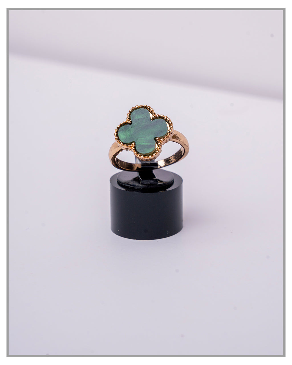 Emerald Clover Ring