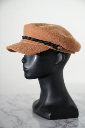 Dapper Tie Camel Newsboy Hat