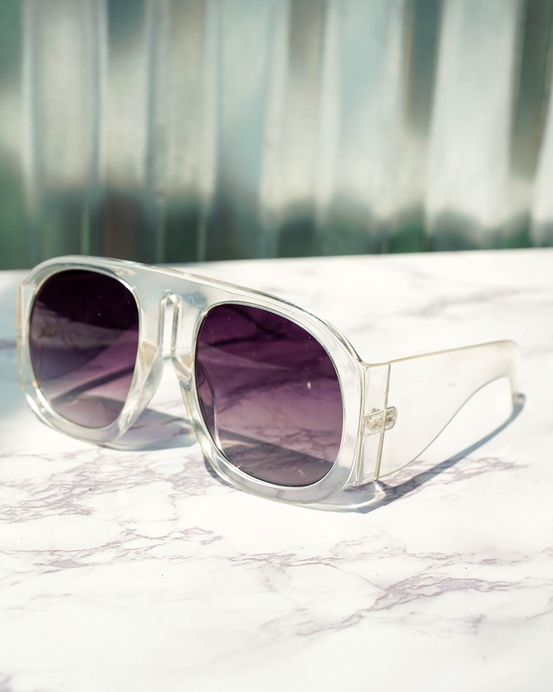 White Retro Lookers Oversize Sunglasses - truthBlack